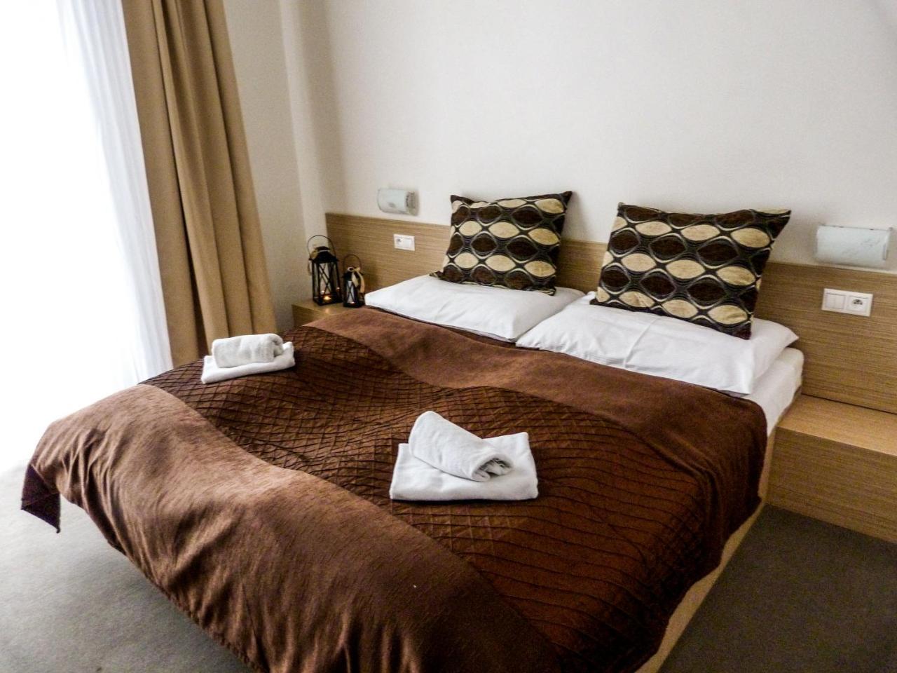 Elite Hotel Nova Dubnica Экстерьер фото